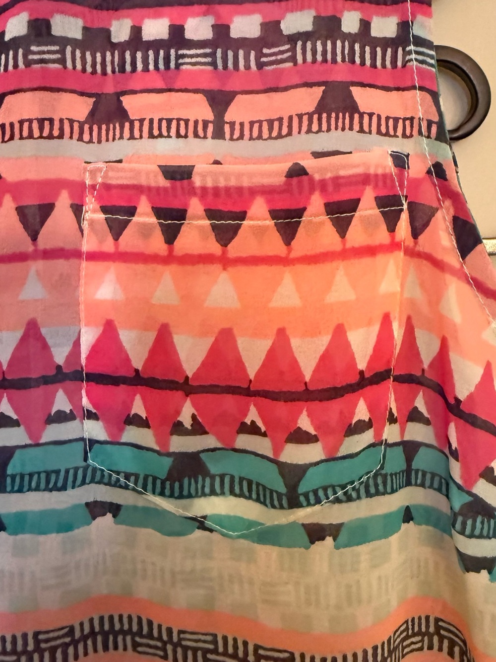 SO Sleeveless Collared Print Top - Pink, Teal - Picture 3 of 6